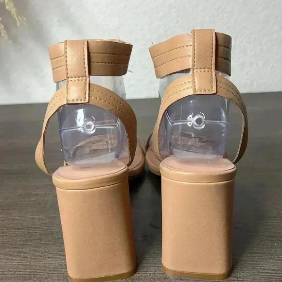 Linea Paolo Emmie Tan Faux Leather Block Heels - Picture 4 of 10